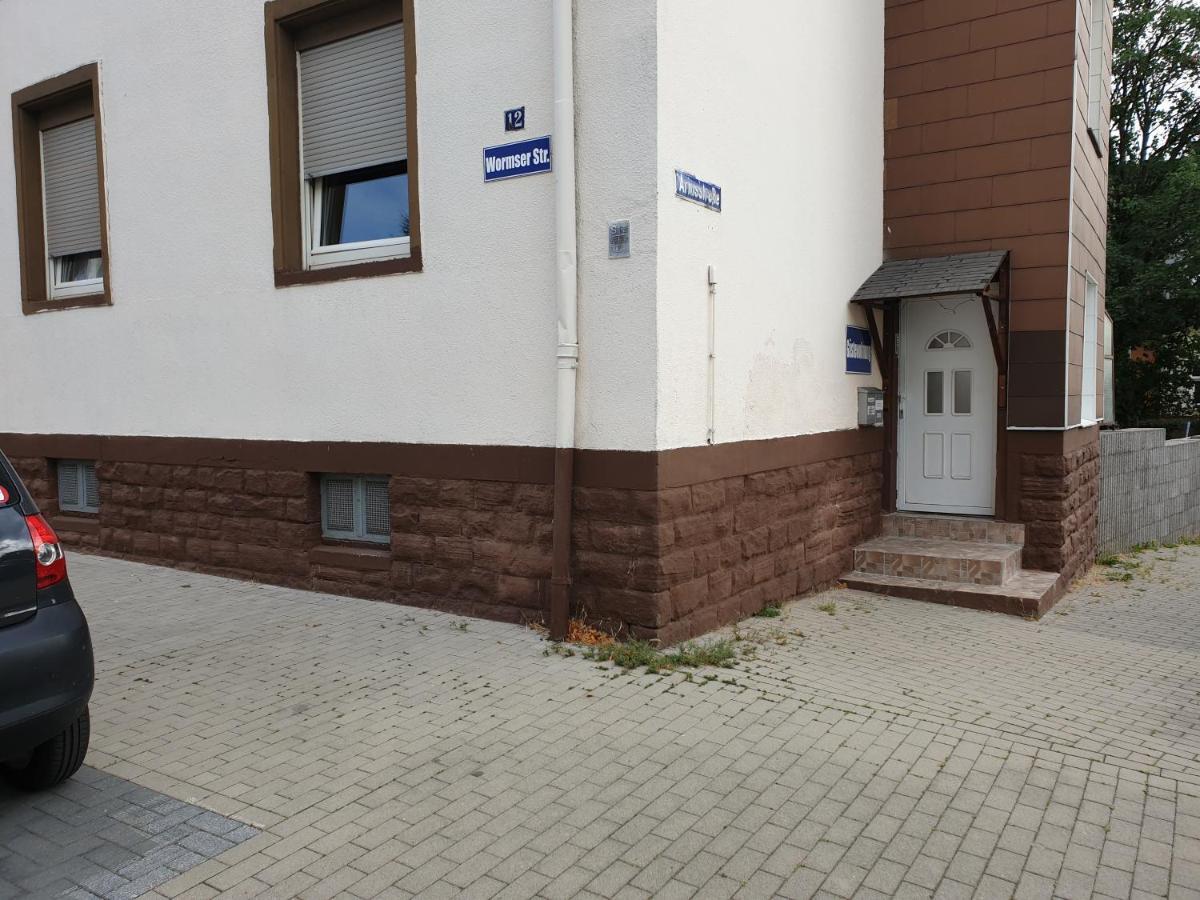 Gaestewohnung Pirmasens Exterior foto